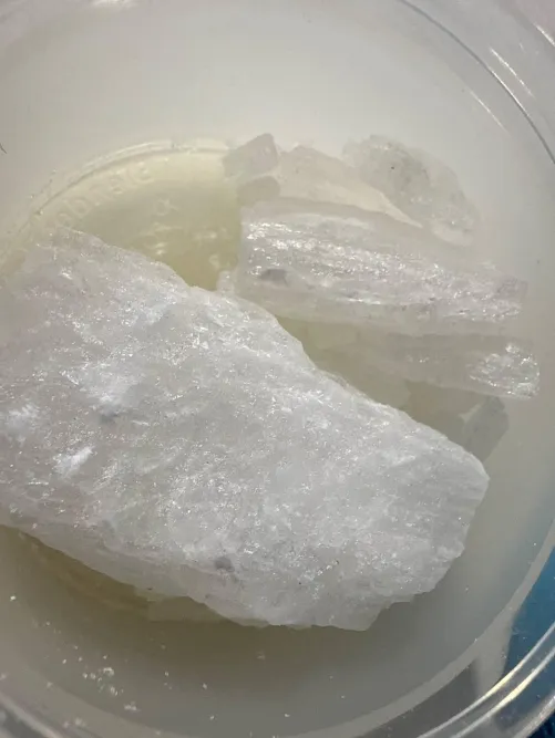 F28 highly clouding , getting cloudy on cam let’s get dirty or explore irl let’s have fun together who’s up??!