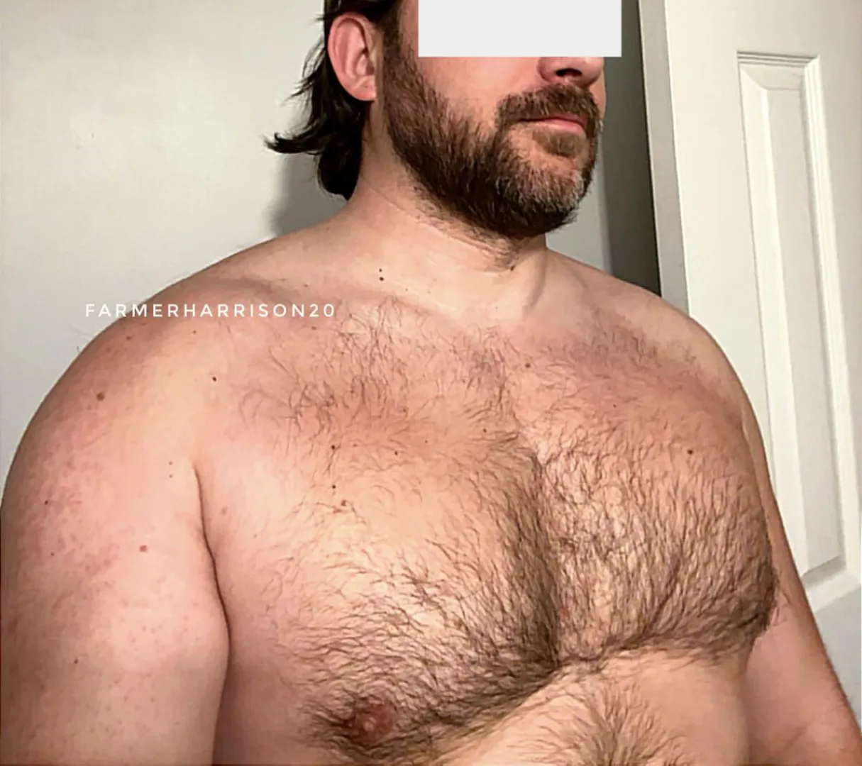 Finally getting my big chest back and it feels good. Always looking for someone to play with it..