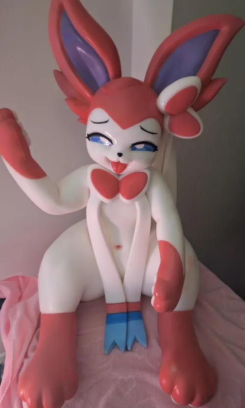 got my own sylveon!!!