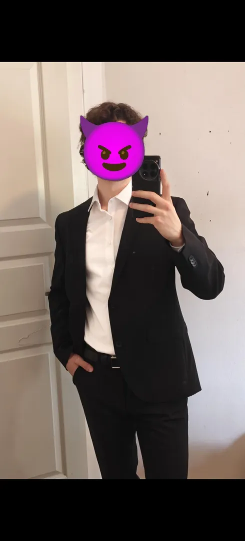 It's Friday boys! You know what that means ;)