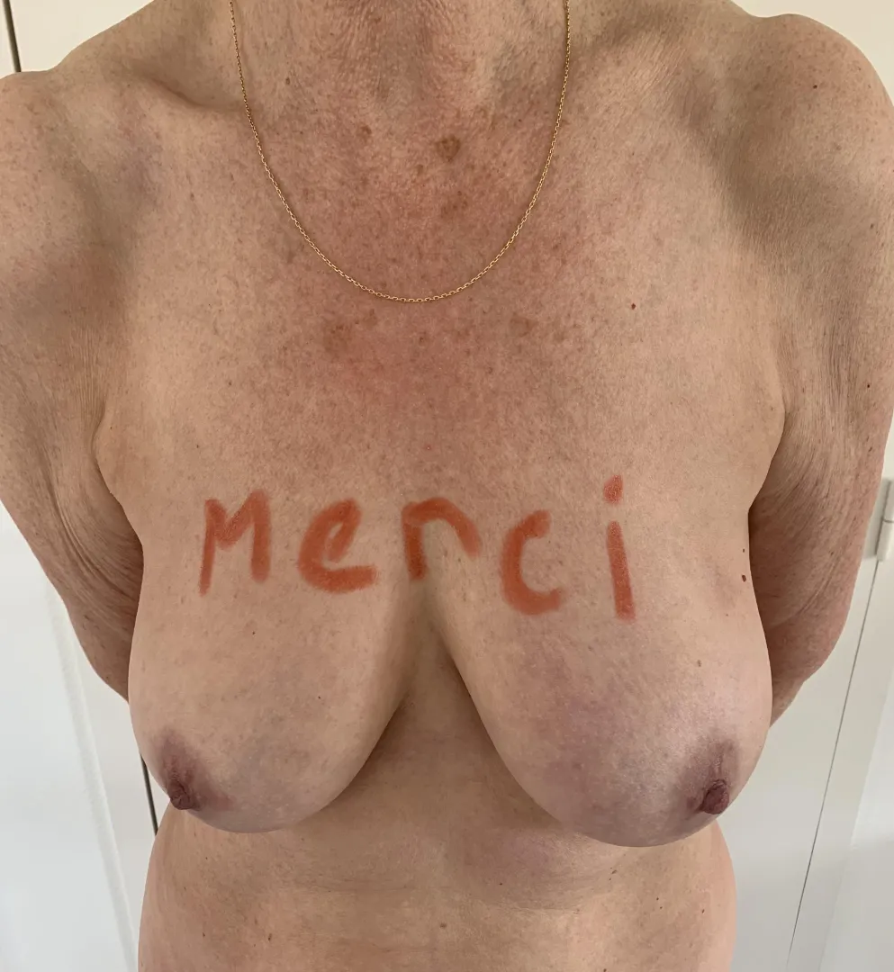 Je suis en deuil, mais ne vous oublie pas, merci à ceux qui m’ont soutenue