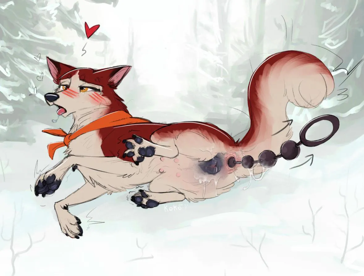 Jenna can’t resist playing with her tight ass… (queenkoko)