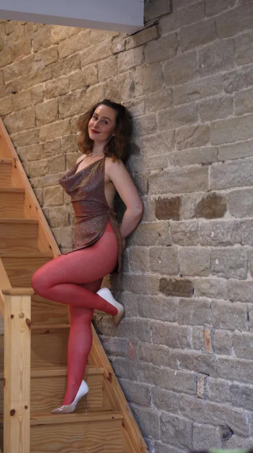 Legs like this deserve pantyhose