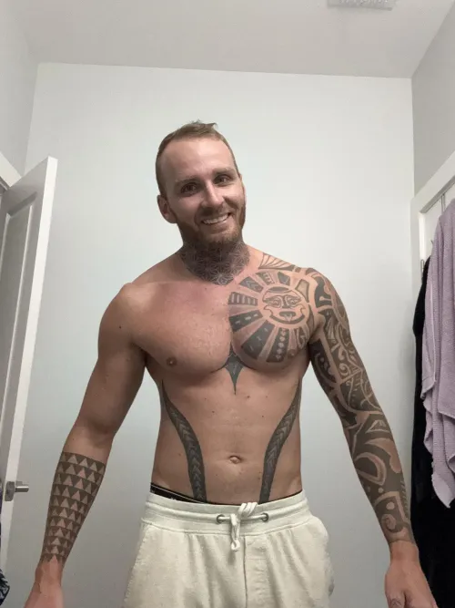 local M4F it’s spring break let’s have some fun