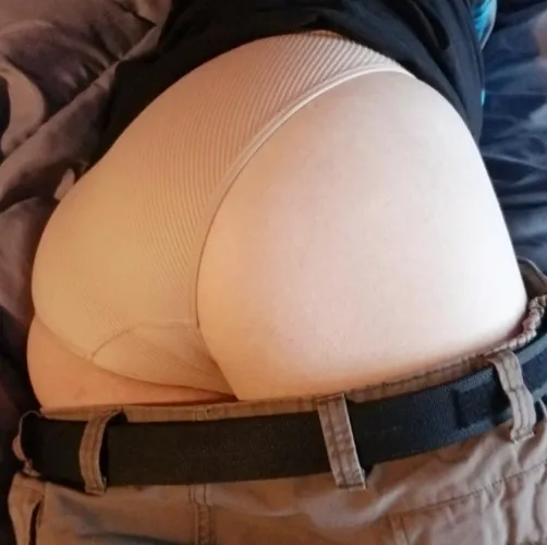 Look at my fat perfect ass bulging out of my underwear and don’t pay attention to the money that disappeared from your bank account