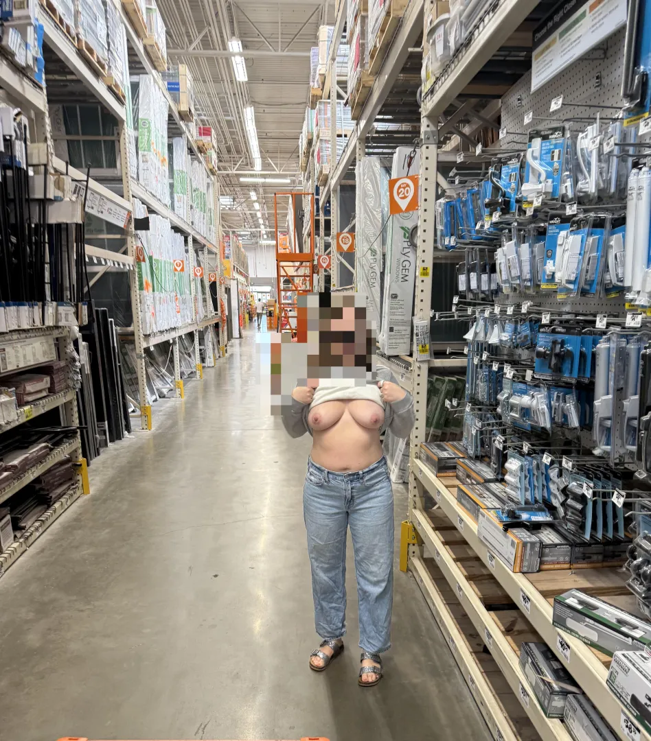 Looking for screws… might’ve found a few. 