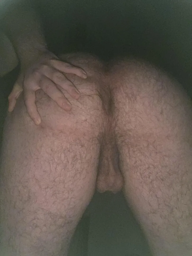 M20 Birmingham, any older daddy wants to slap this virgin ass?