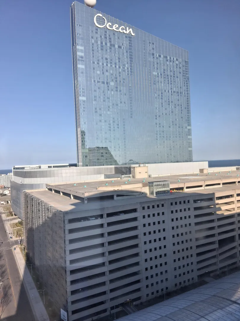 M24 4 f exhibitionist