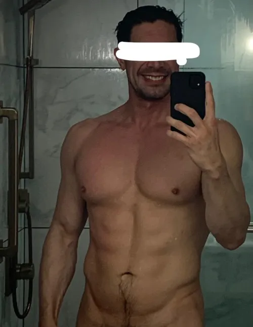 [M]4[FM] [Miami] - 6'2 -8 in Big Cock handsome / athlete model ! Looking for hot wife couple !! sexy couples only!! ((must have Teleg to verify. ))Looking sexy Couples / ladies
