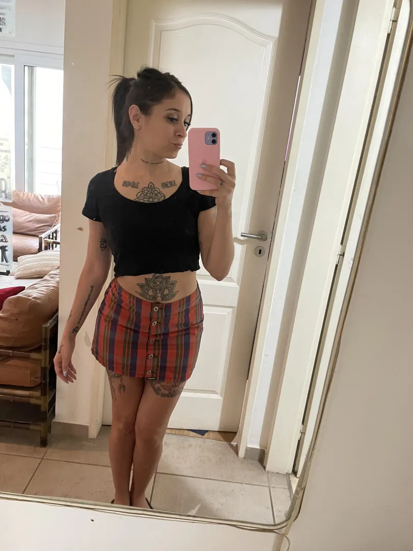 My weekly gfe is on sale and includes Sexting with photos and videos in addition to a real connection and the attention you need