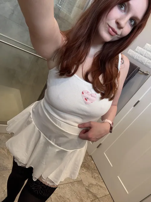 Need some workout motivation, want to explore your fetishes or just need someone to chat with? I’m your girl 