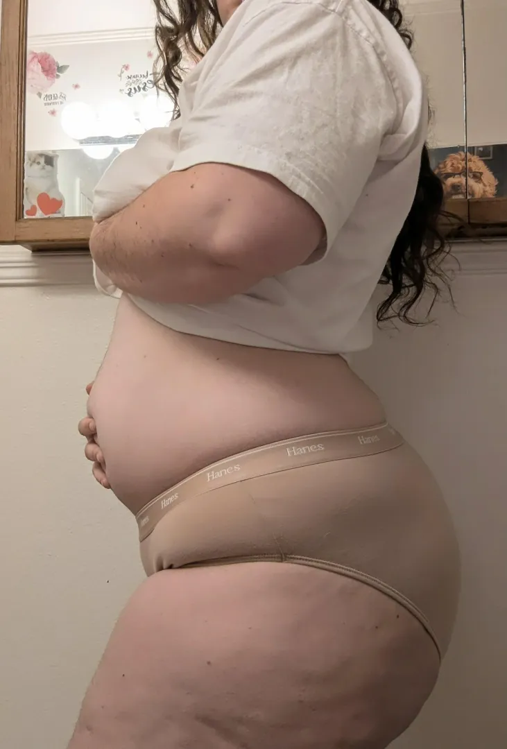 Self conscious, but developing an odd kink for myself in this state 