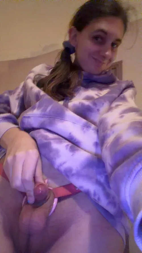 thats the reason why im in a cage its just so small u barely notice it