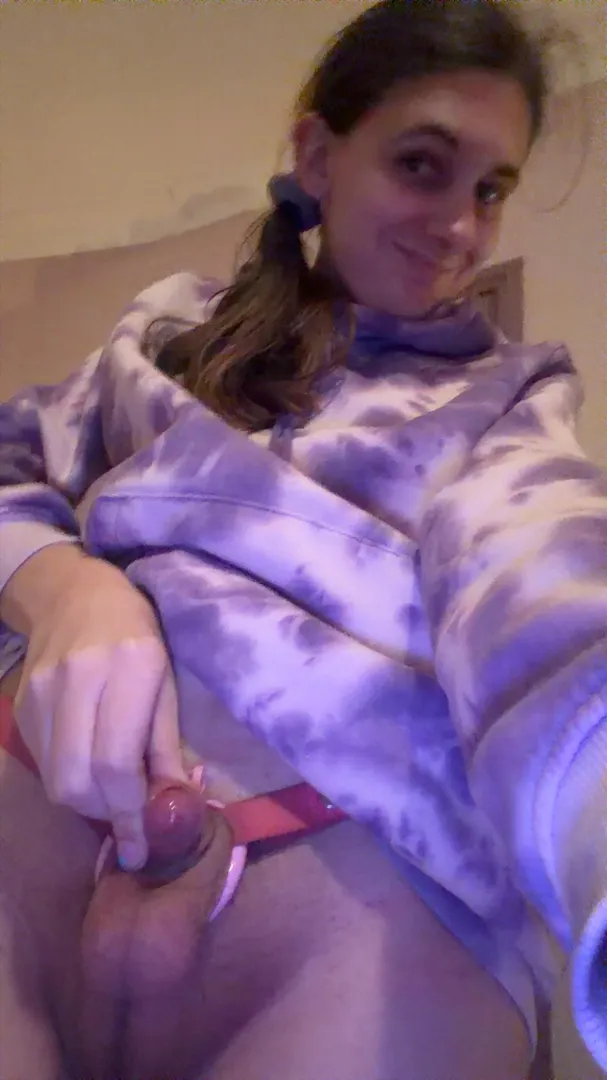 thats the reason why im in a cage its just so small u barely notice it