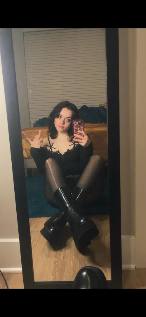 the middle finger that takes your money so easily.