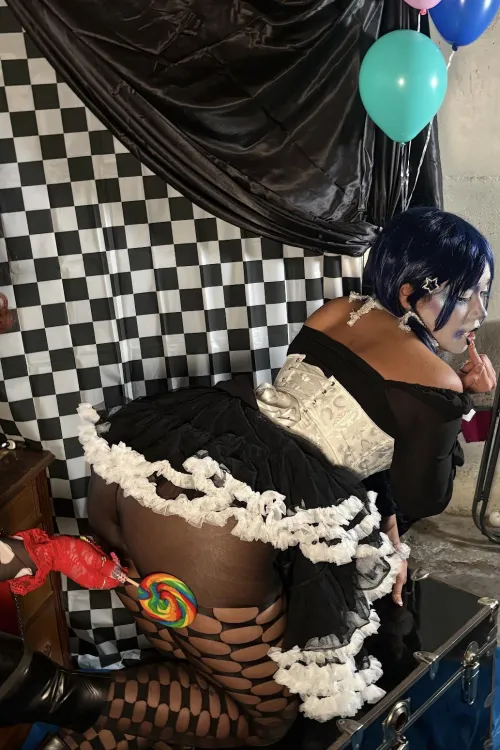 This lollipop was perfect for spanking - it left the ✨sweetest✨ sting 