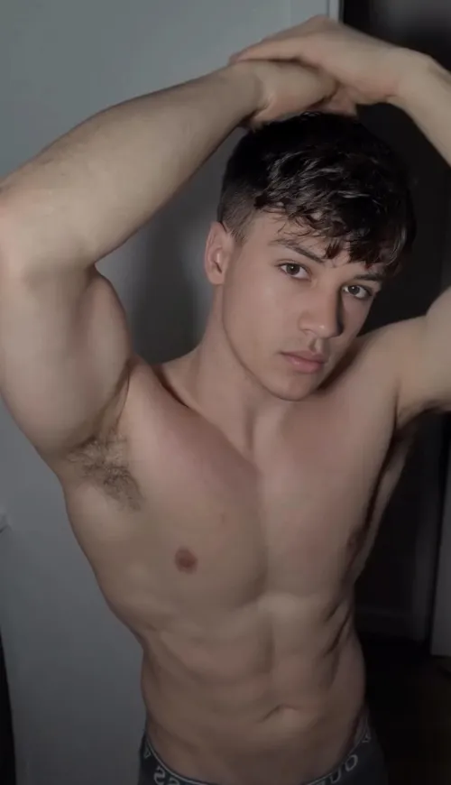 Want it hairy or shaved ?