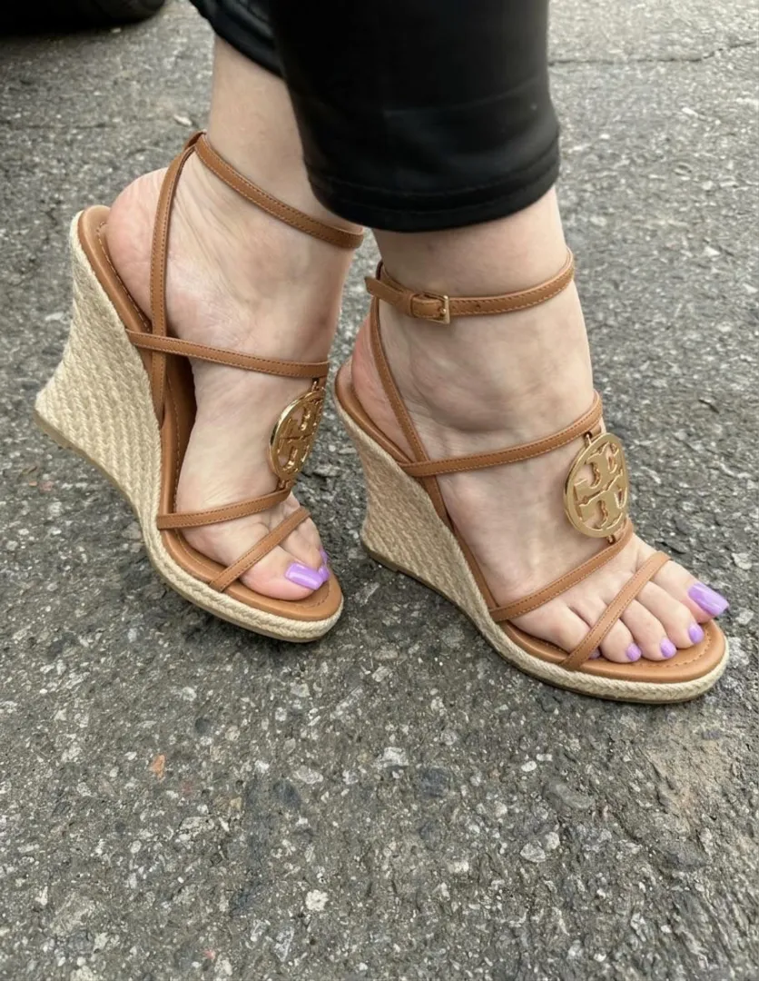 Wedges are a perfect pair to show arches!