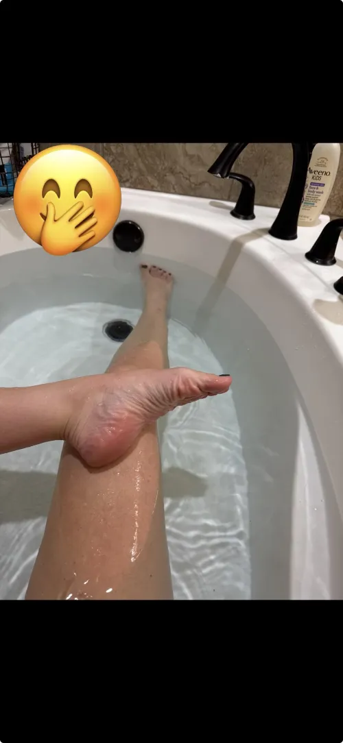 What do y’all do with all these pics of my stinky feet…