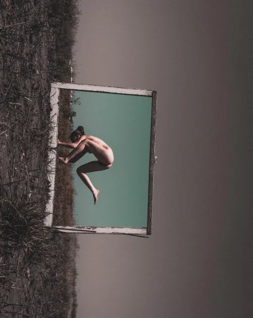 window cling (self shot)