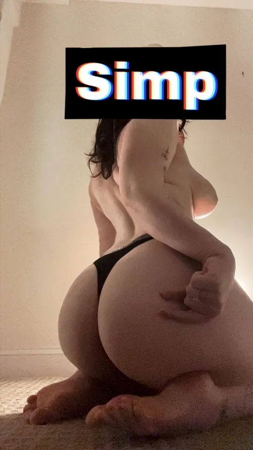 Your lil clitty which is this tiny looks so smol in front of mommy's ass 