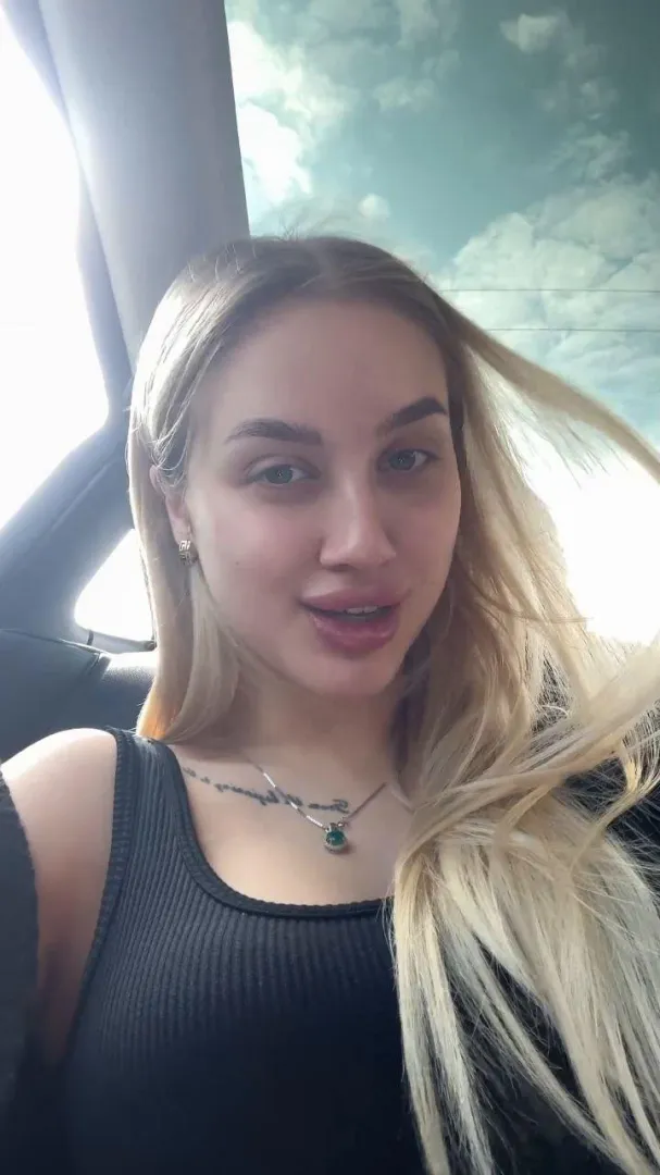 19f, looking for someone chill, confident, and ready for a fun meetup