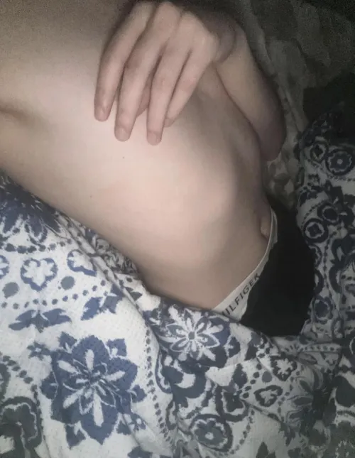 20[M4MF] bi bottom looking for a couple who can host on 3/22