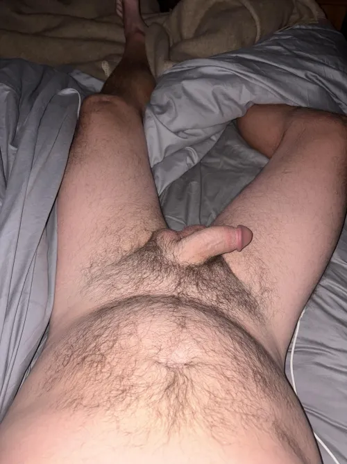 (56) does anyone have a thing for mature men?