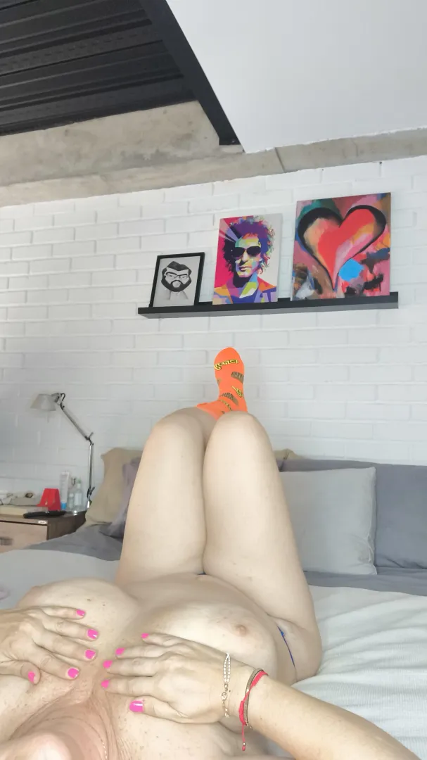 Am I still sexually pleasing for a 50yo latina milf?