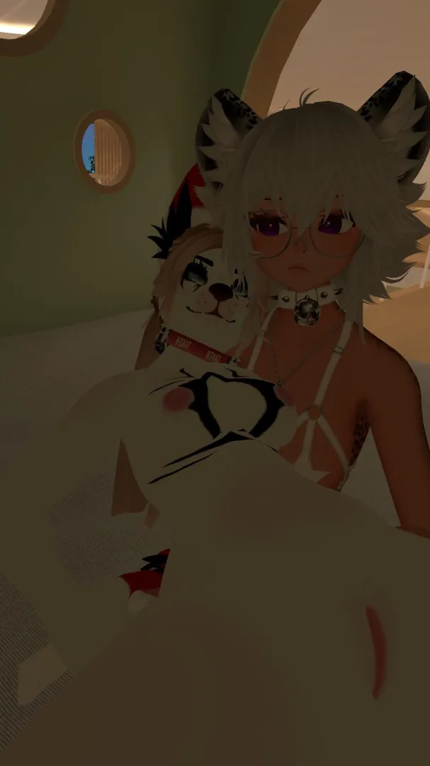 Anyone wanna try me on the right