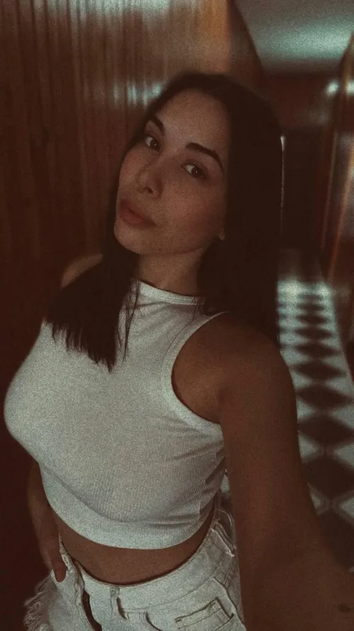 Did your girlfriend send you nudes today or should I?