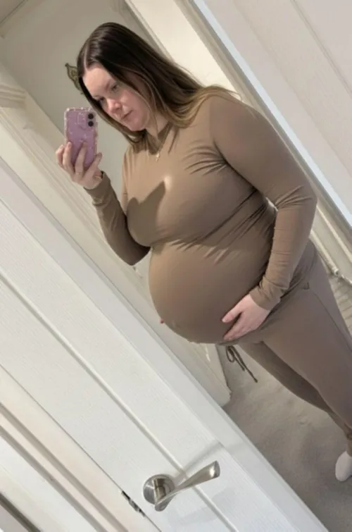 Do you want my pics without this? ;)