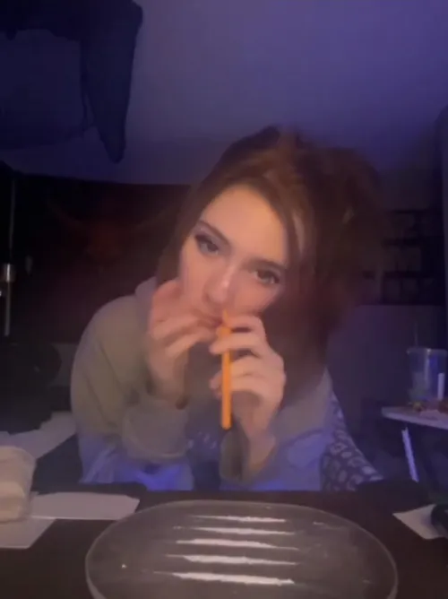 Doing some lines tonight :)