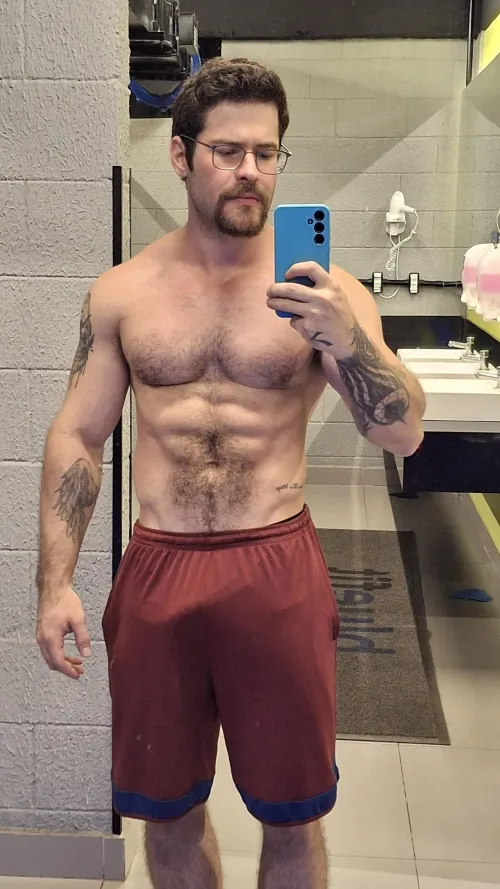 Everybody keeps looking