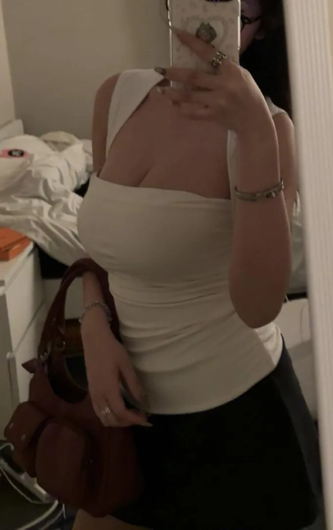 Forever, sparkling wherever I go 