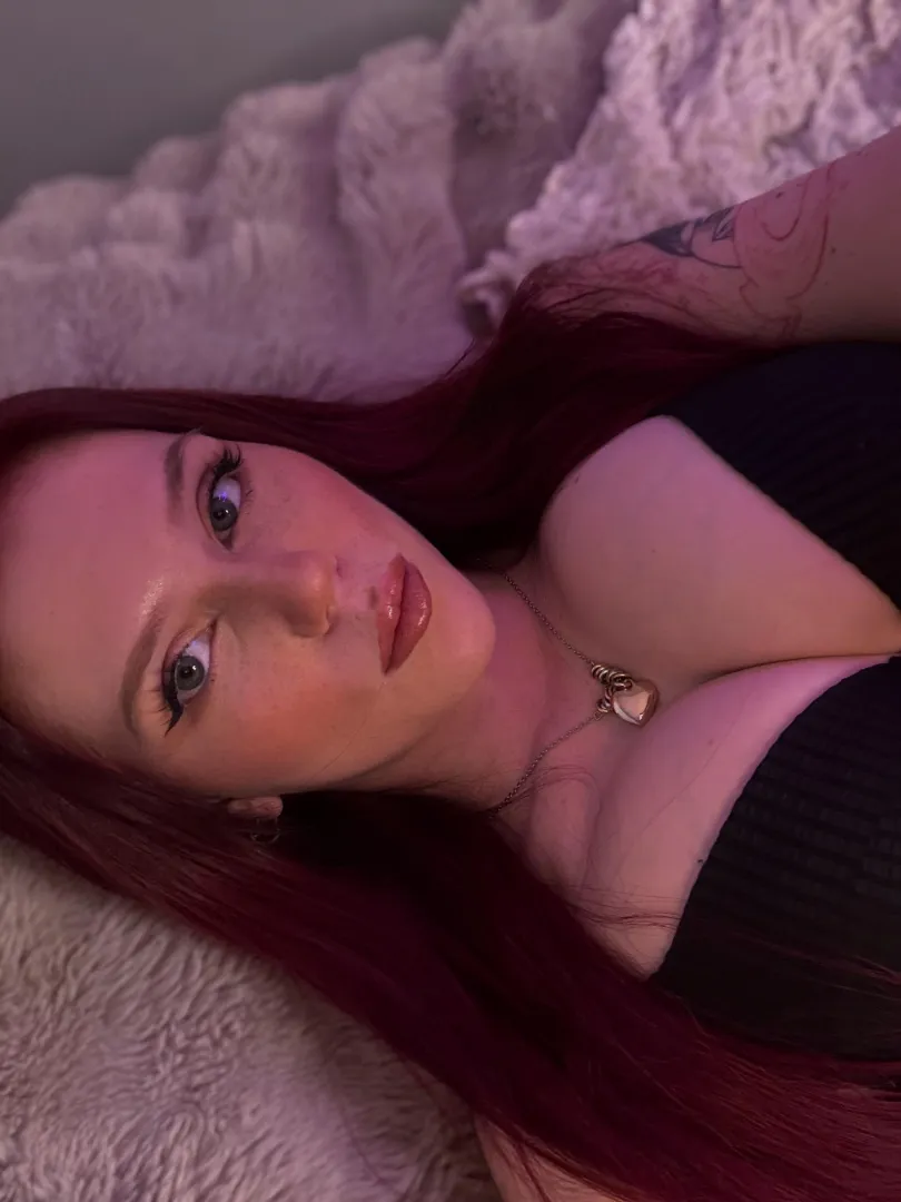 Haluutko heittää mällit mun tisseille? 