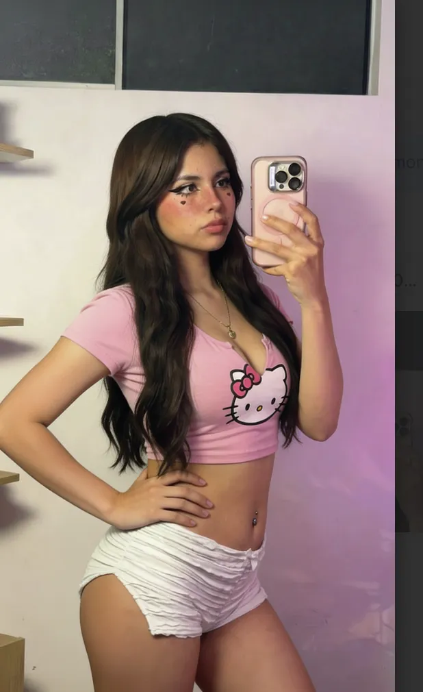 Hello Kitty by Alexa