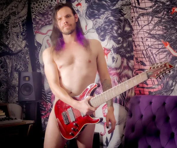 I'm not sure if I belong here or not, but absolutely loved this subreddit and seeing others like me 