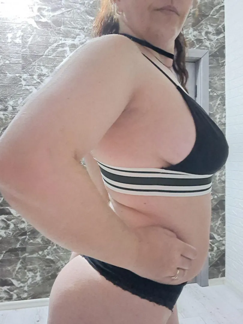 I'm the kind of woman who makes you lose all control