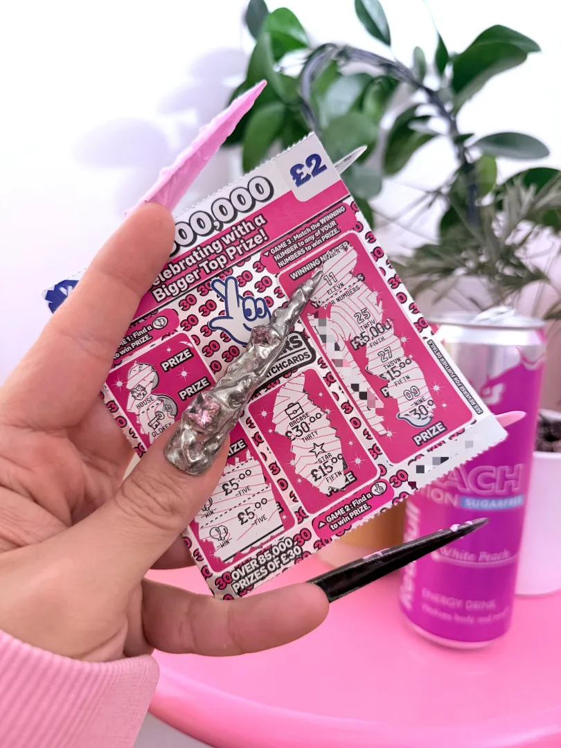 Just won £10 on a £2 scratch card, so by my girl math logic 5 subs now owe me angel number £44.44 each! ⛓️⛓️