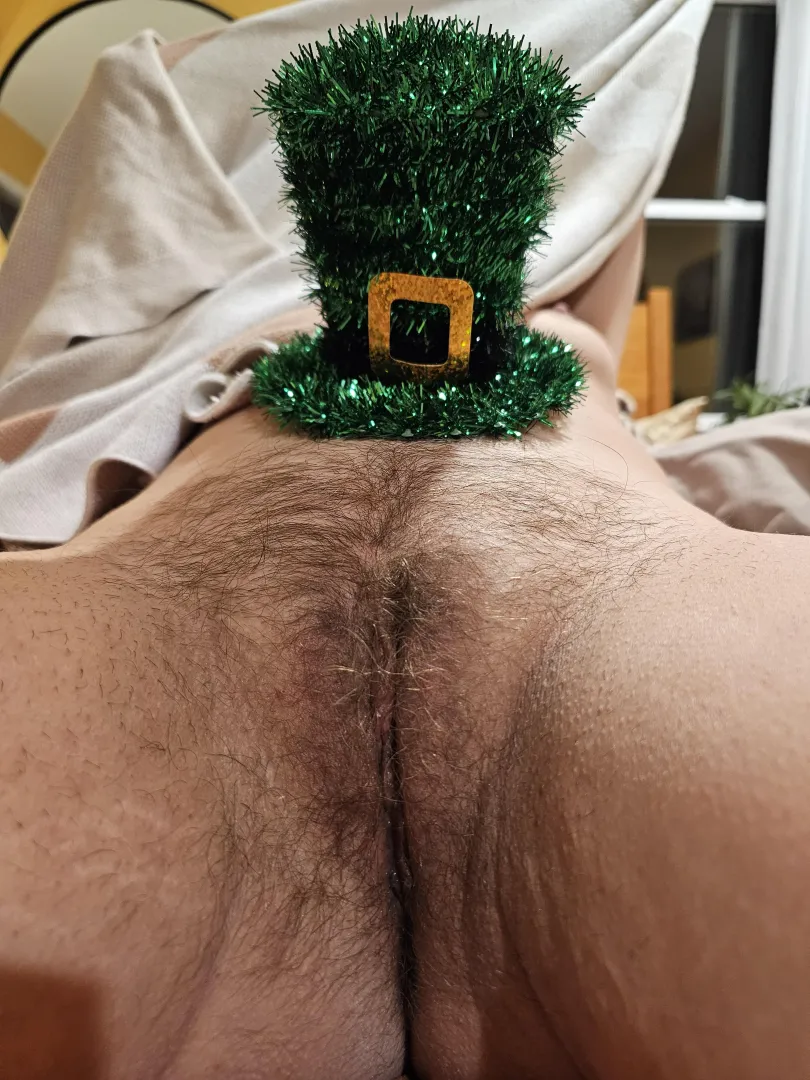 Luck o' the Irish, you found the pot of gold 