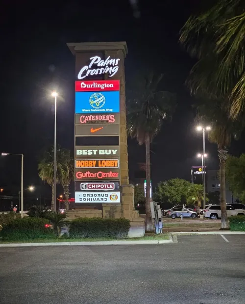 M4F/M4MF Public play/Carplay mcallen. DM if interested