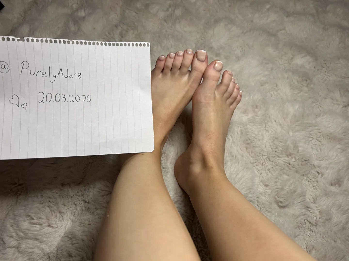 new here, what u think about my feet?