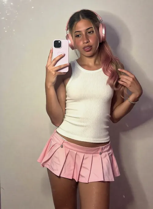 the biggest BWC in college keeps hitting me up, should I let him breed me or nah