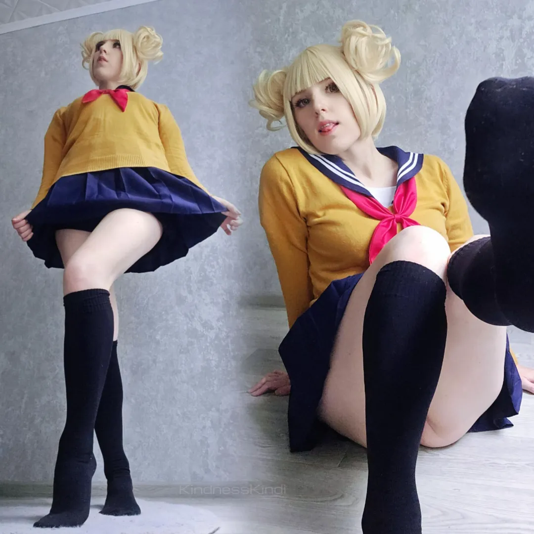 Toga Himiko cosplay by KindnessKindi