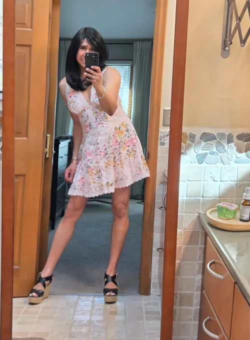 Too good walking on wedges...   such gorgeous Spring outside!   