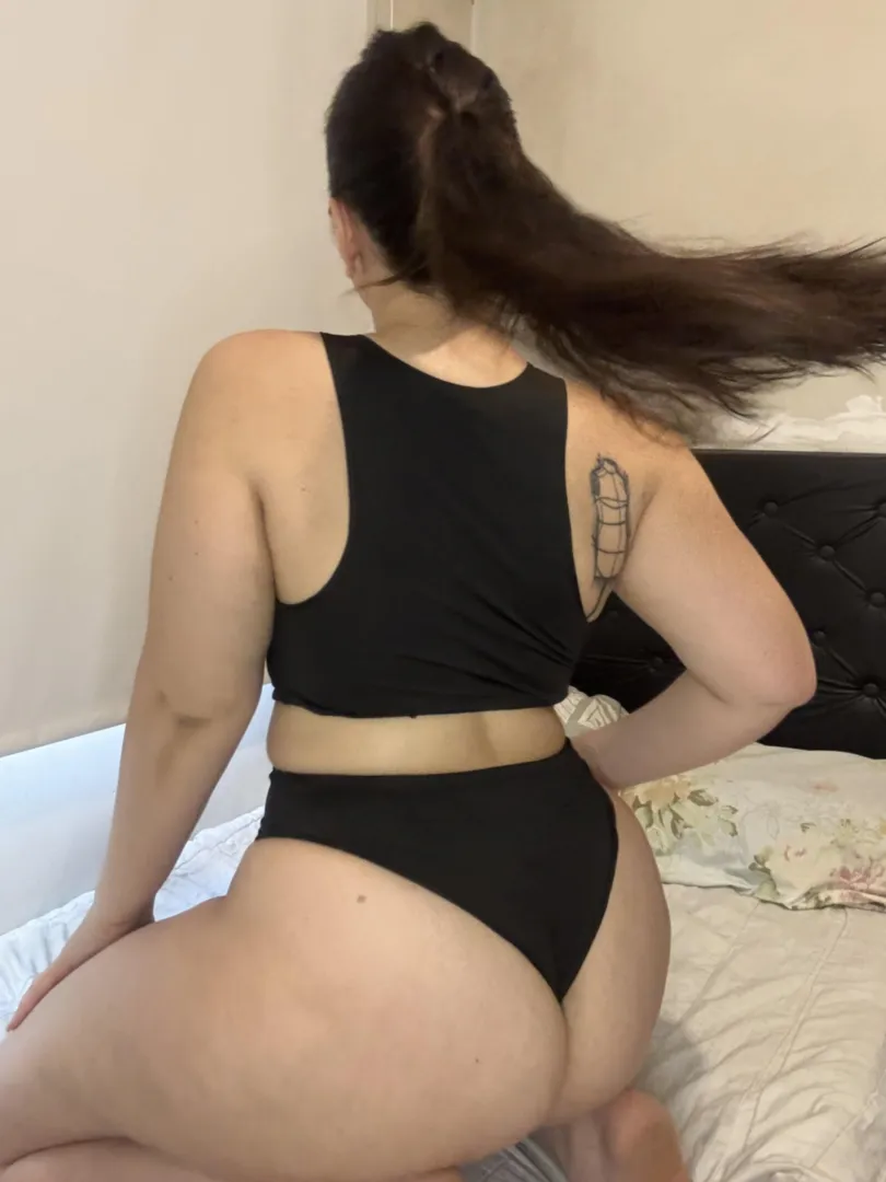 Tu veux t’asseoir sur mon visage pour voir jusqu’où je peux tenir ?