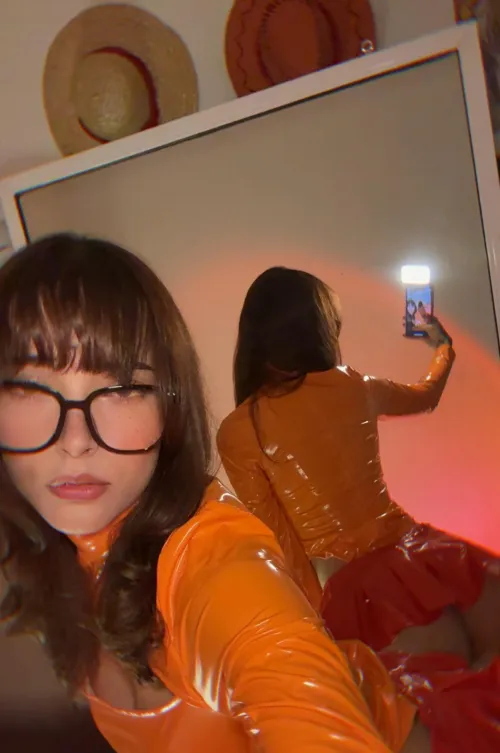 Velma Dinkley Venom (Elowynne_)