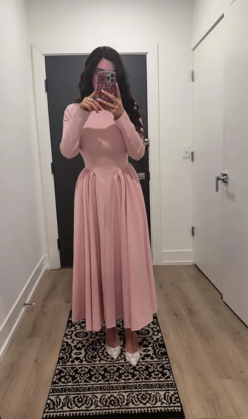 white boys are legally required to send an eid gift to a muslim domme today!