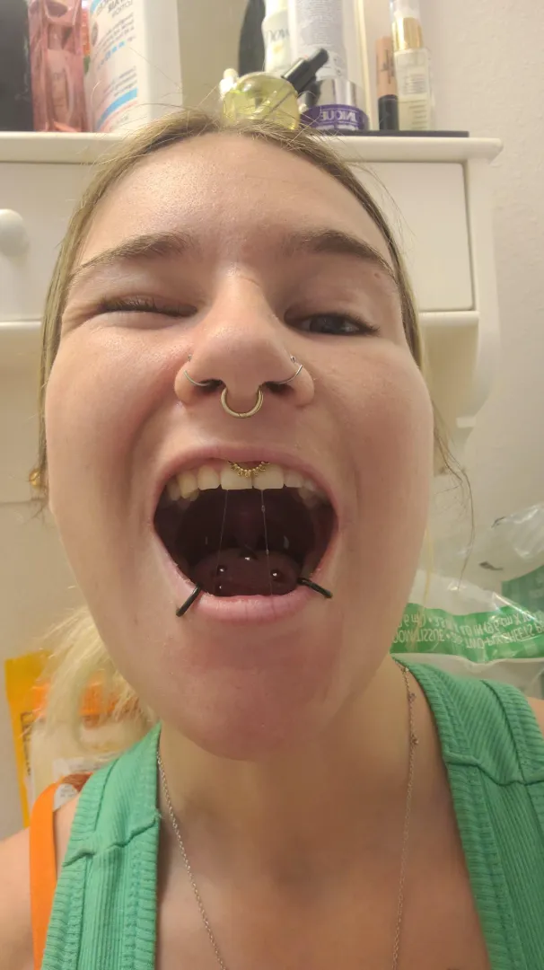 You belong in my mouth {f}